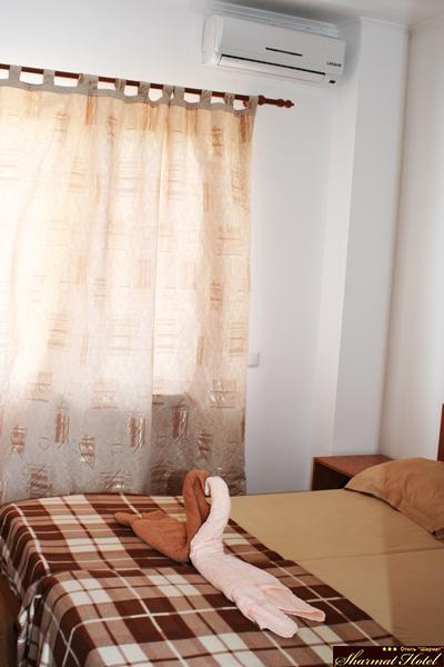 Hotel Sharmat Pizunda Esterno foto