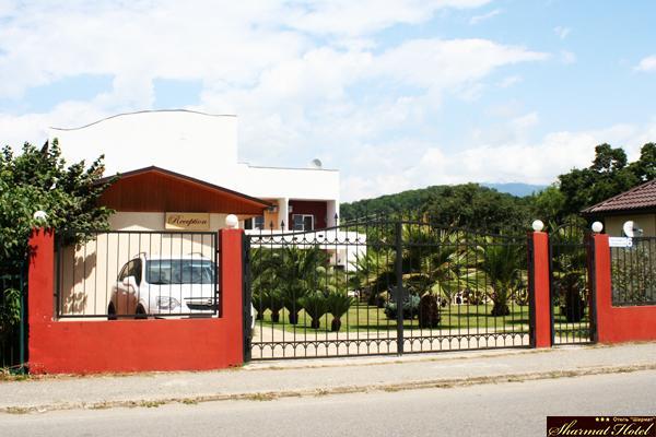 Hotel Sharmat Pizunda Esterno foto